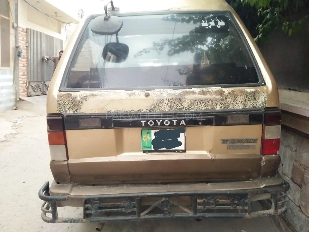 Toyota Town Ace 1986 for Sale in Faisalabad Image-1
