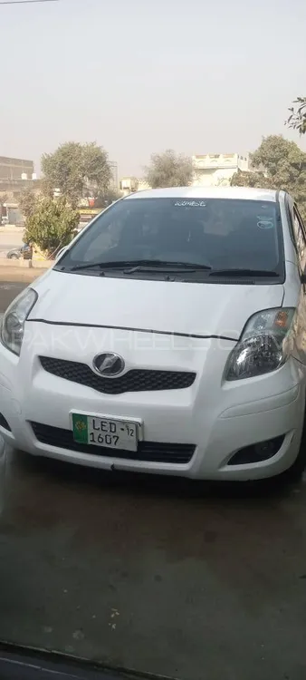 Toyota Vitz 2008 for Sale in Islamabad Image-1