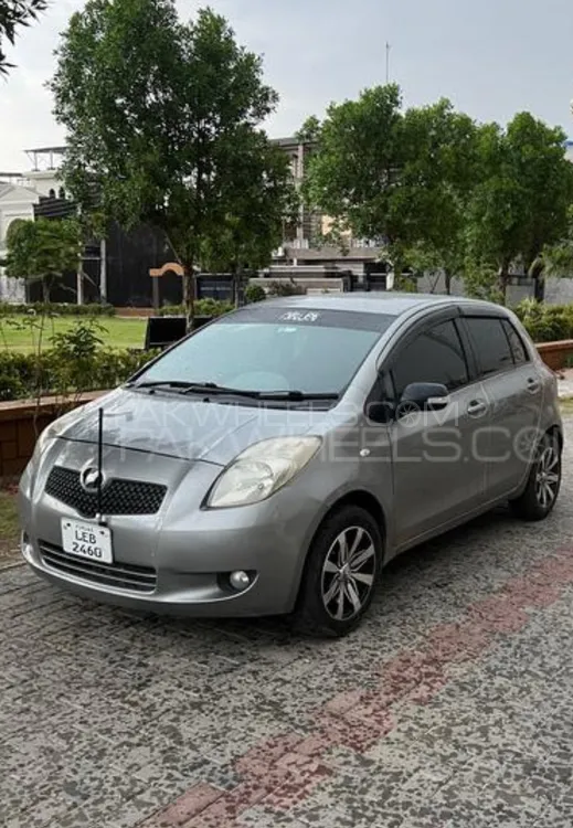 Toyota Vitz 2009 for Sale in Sialkot Image-1