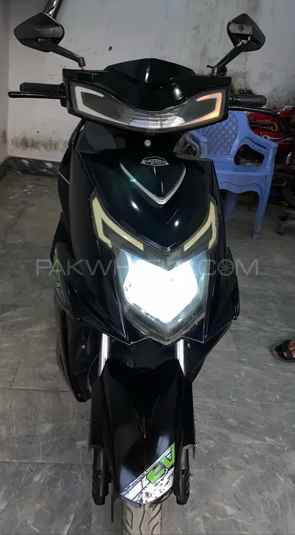 YJ Future Azadi 2025 for Sale Image-1