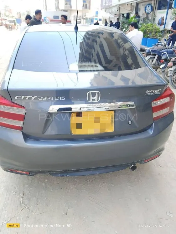 Honda City 2015 for Sale in Karachi Image-1
