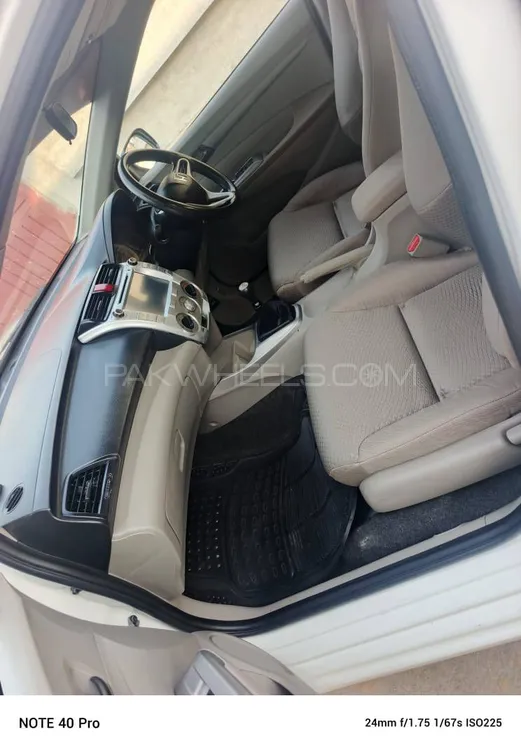 Honda City 2016 for Sale in Burewala Image-1