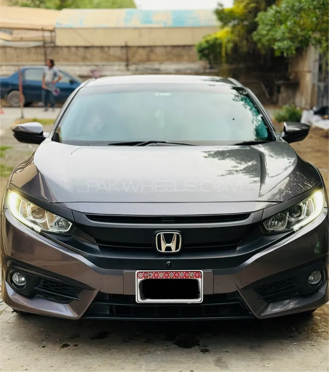Honda Civic 2017 for Sale in Karachi Image-1