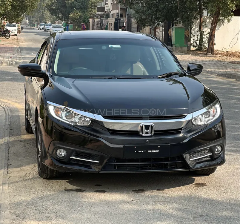 Honda Civic 2017 for Sale in Lahore Image-1