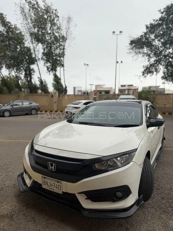Honda Civic 2018 for Sale in Karachi Image-1