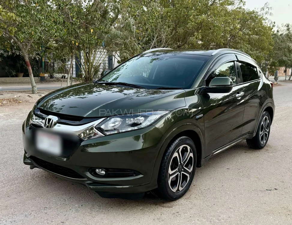 Honda Vezel 2014 for Sale in Karachi Image-1