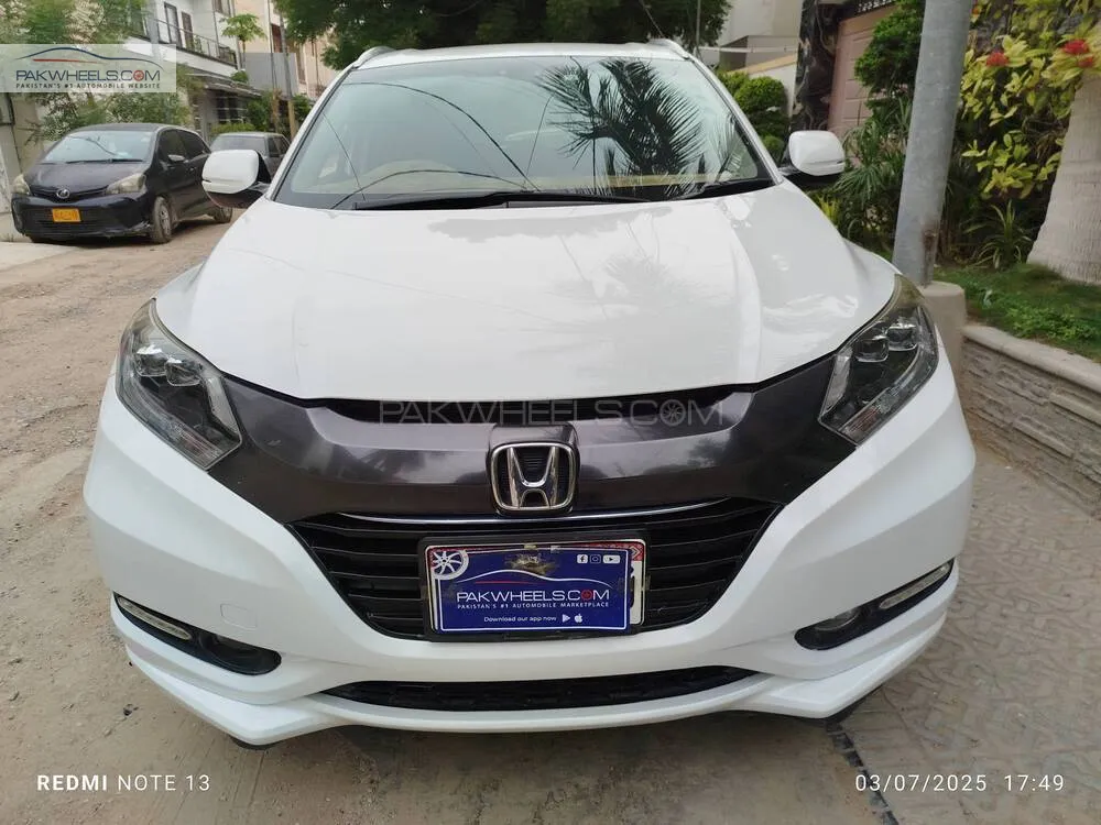Honda Vezel 2016 for Sale in Karachi Image-1