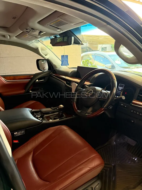 Lexus LX Series 2016 for Sale in Lahore Image-1