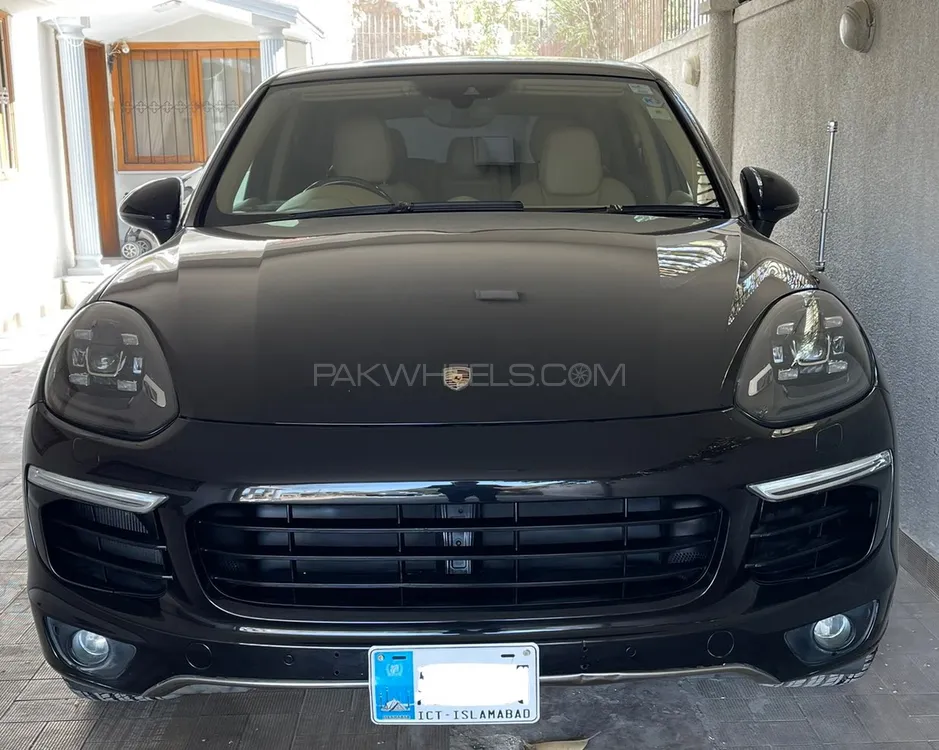 Porsche Cayenne 2016 for Sale in Karachi Image-1
