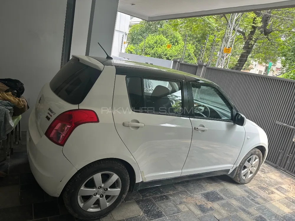 Suzuki Swift 2017 for Sale in Lahore Image-1