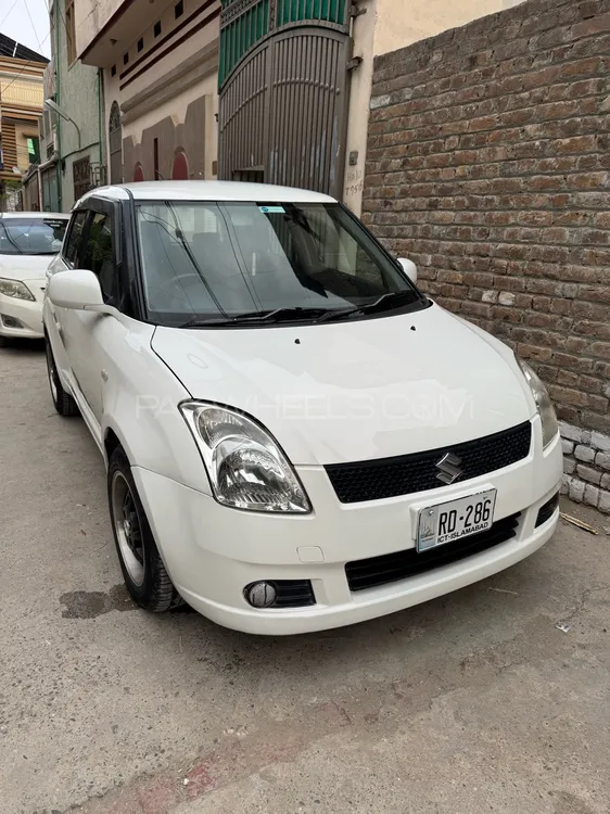 Suzuki Swift 2011 for Sale in Peshawar Image-1