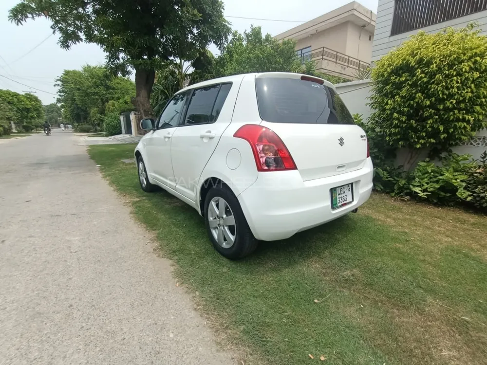 Suzuki Swift 2016 for Sale in Lahore Image-1