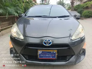 Toyota Aqua S 2015 for Sale