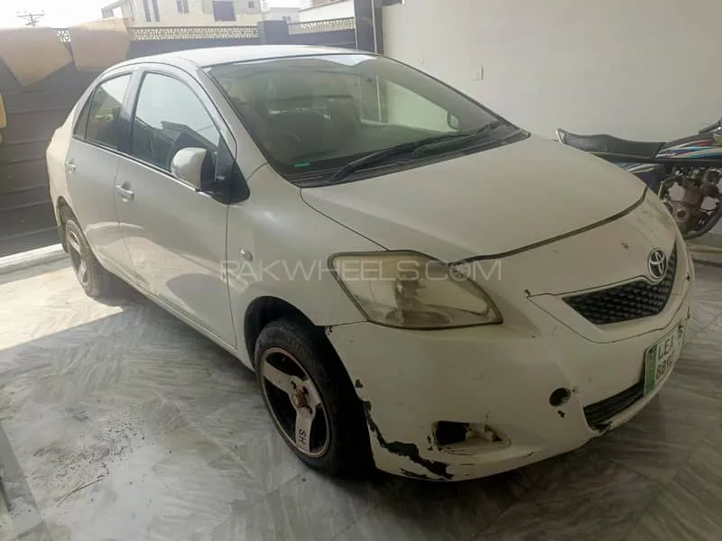 Toyota Belta 2015 for Sale in Lahore Image-1