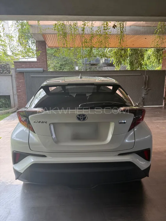 Toyota C-HR 2018 for Sale in Lahore Image-1