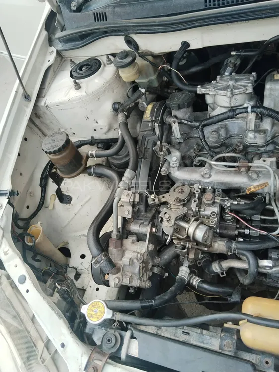Toyota Corolla 2005 for Sale in Lahore Image-1