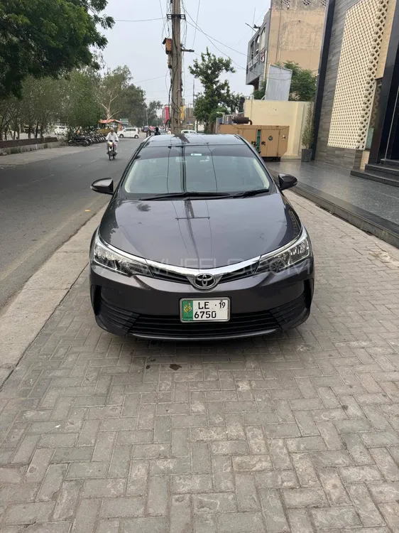 Toyota Corolla 2018 for Sale in Lahore Image-1