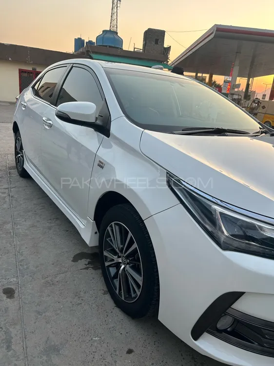 Toyota Corolla 2019 for Sale in Peshawar Image-1