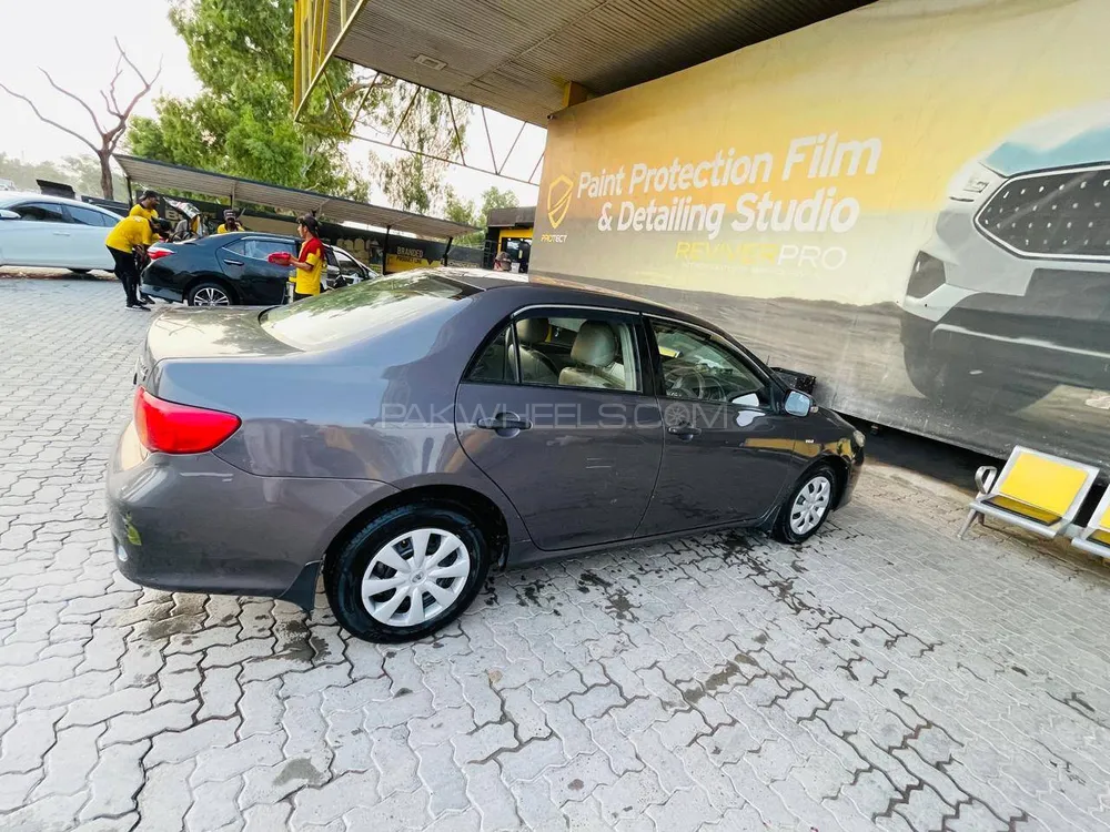 Toyota Corolla 2010 for Sale in Islamabad Image-1