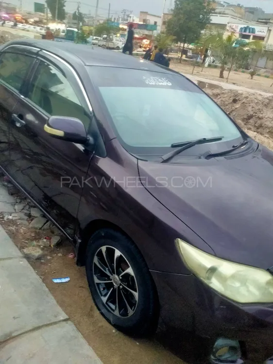 Toyota Corolla 2013 for Sale in Karachi Image-1