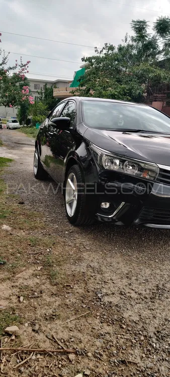 Toyota Corolla 2015 for Sale in Islamabad Image-1