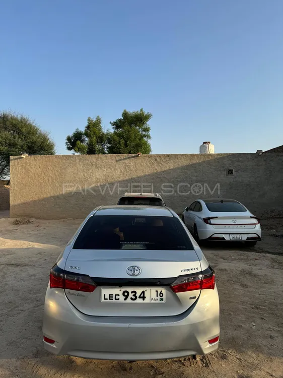 Toyota Corolla 2016 for Sale in Sahiwal Image-1