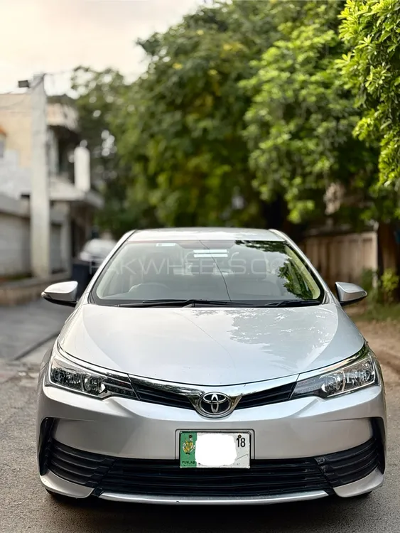 Toyota Corolla 2017 for Sale in Lahore Image-1