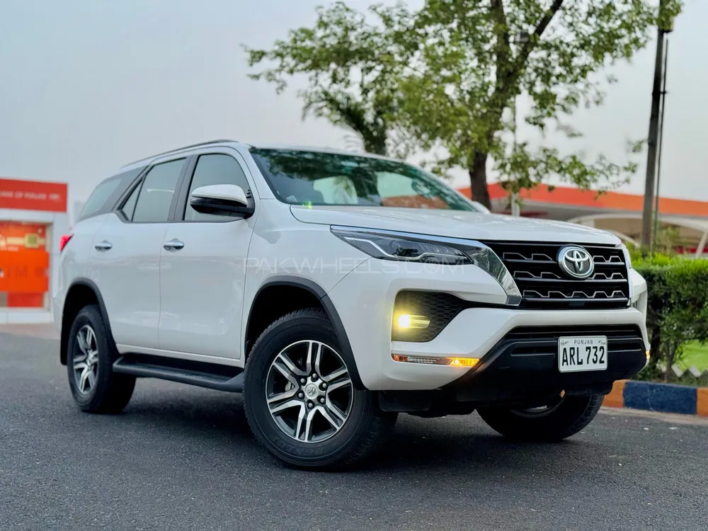 Toyota Fortuner 2022 for Sale in Lahore Image-1