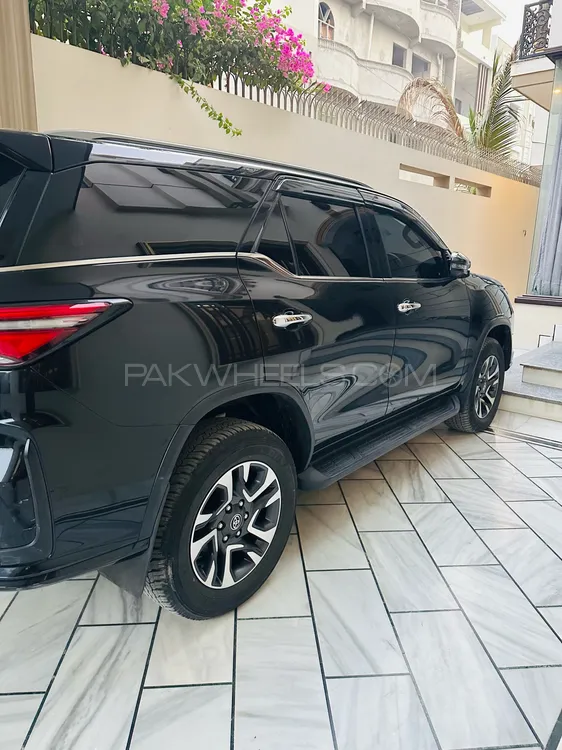 Toyota Fortuner 2023 for Sale in Nawabshah Image-1