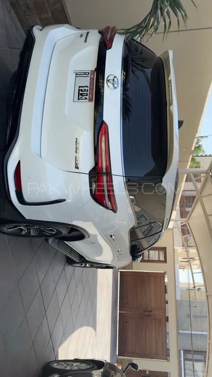 Toyota Fortuner 2023 for Sale in Karachi Image-1
