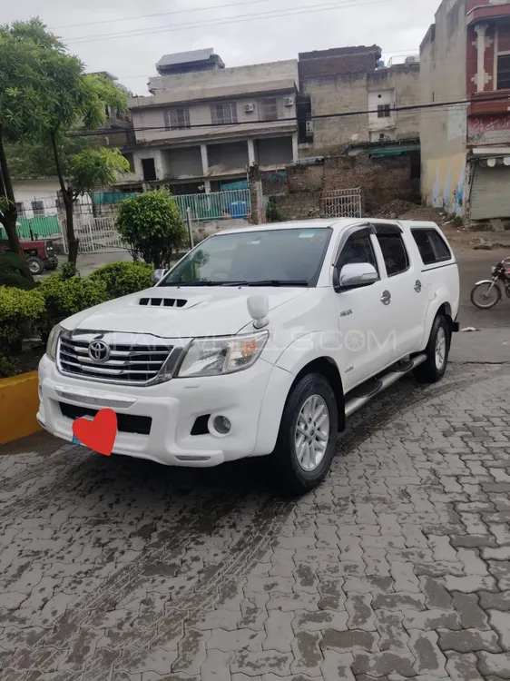 Toyota Hilux 2012 for Sale in Islamabad Image-1