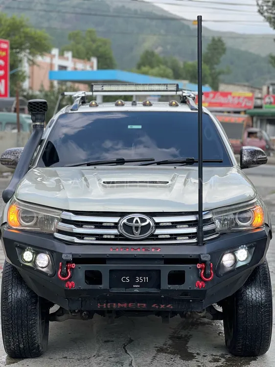 Toyota Hilux 2005 for Sale in Abbottabad Image-1