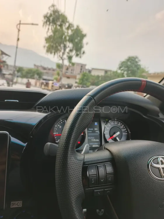 Toyota Hilux 2024 for Sale in Taxila Image-1