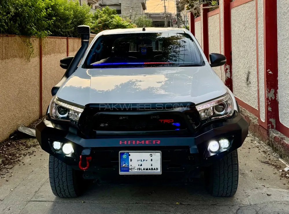 Toyota Hilux 2021 for Sale in Rawalpindi Image-1