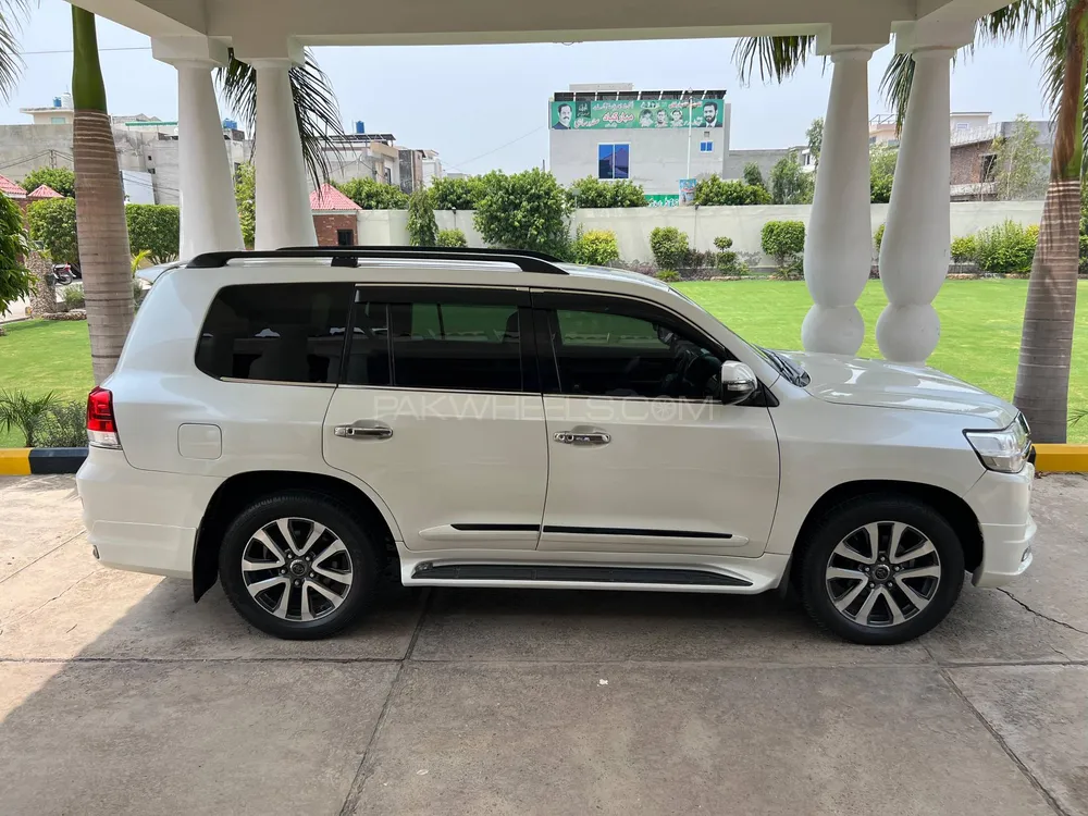 Toyota Land Cruiser 2010 for Sale in Sargodha Image-1