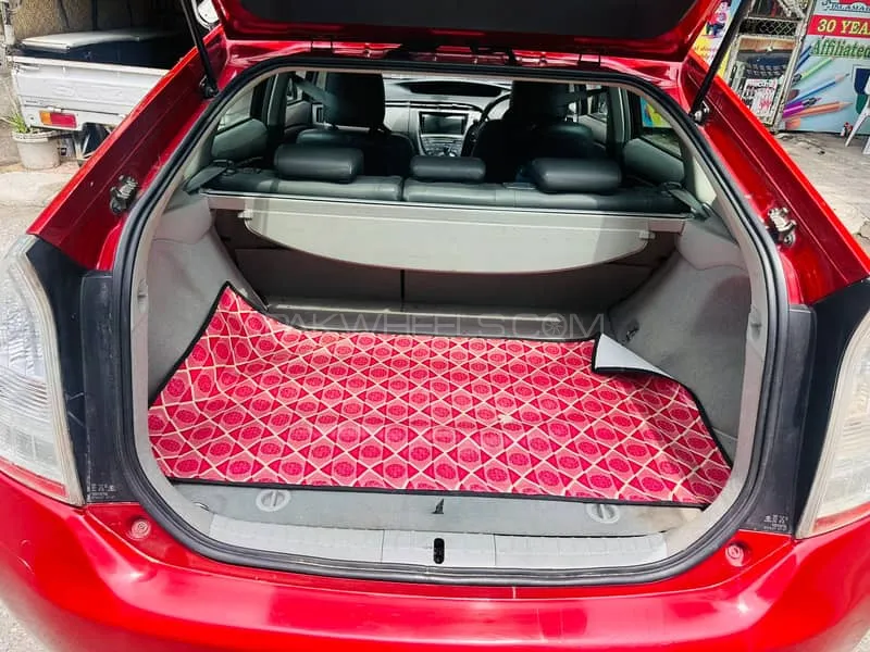 Toyota Prius 2010 for Sale in Islamabad Image-1