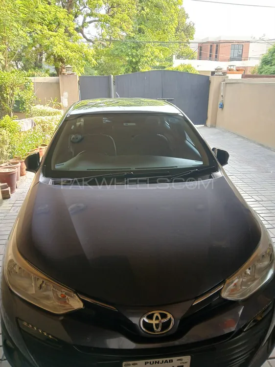 Toyota Yaris Sedan 2021 for Sale in Lahore Image-1