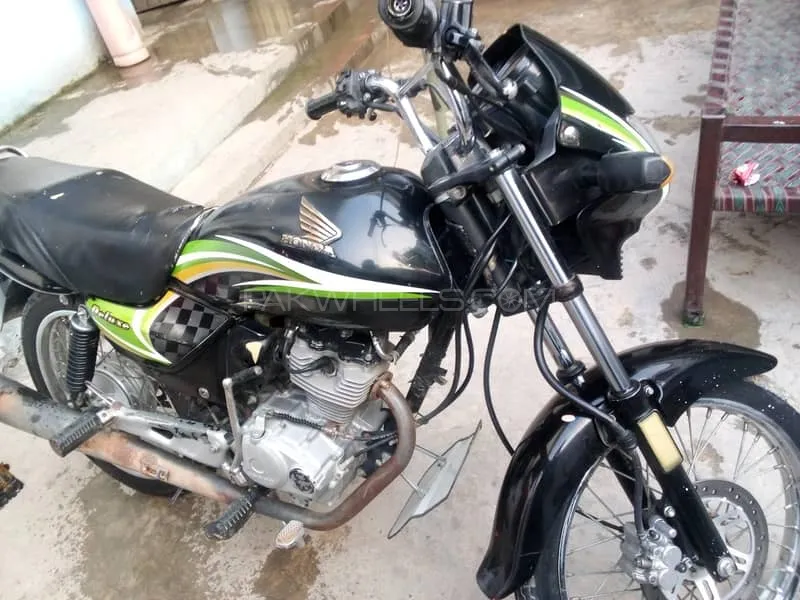 Honda CG 125 Deluxe 2017 for Sale Image-1