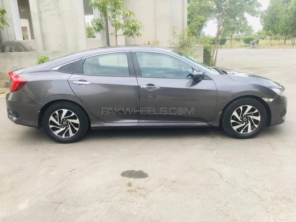 Honda Civic 2017 for Sale in Faisalabad Image-1
