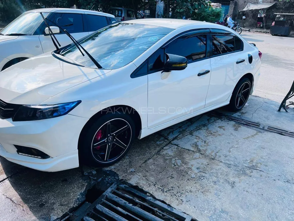 Honda Civic 2014 for Sale in Lahore Image-1