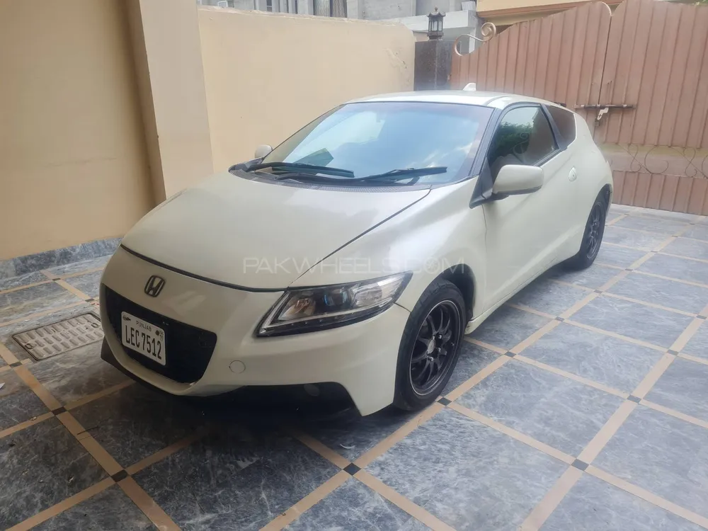 Honda CR-Z 2016 for Sale in Lahore Image-1