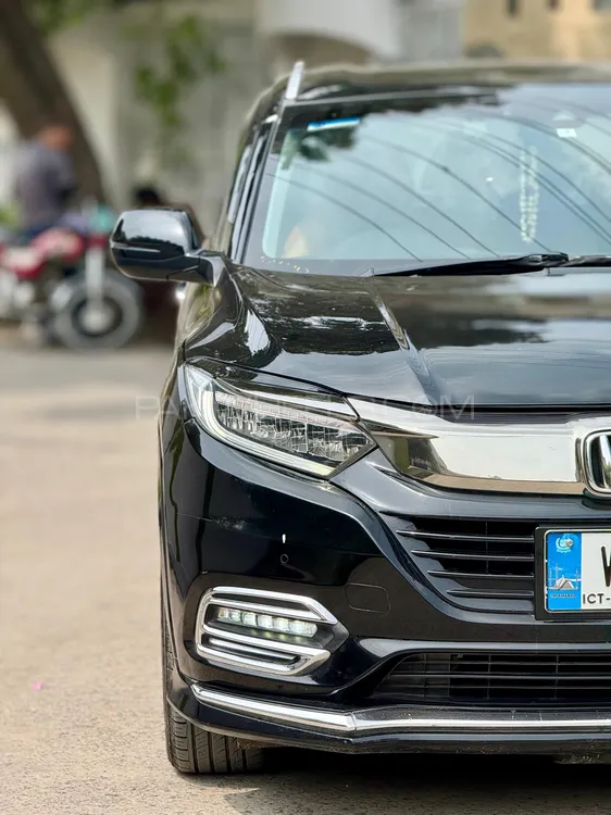 Honda Vezel 2019 for Sale in Islamabad Image-1