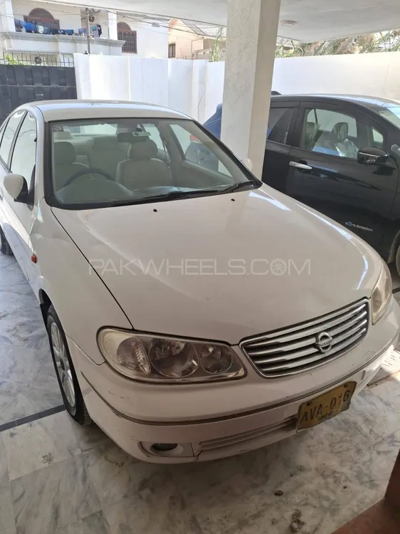 Nissan Sunny 2011 for Sale in Karachi Image-1