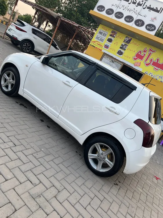 Suzuki Swift 2014 for Sale in Sialkot Image-1