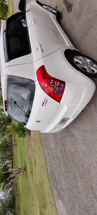 Suzuki Swift 2017 for Sale in Wah cantt Image-1