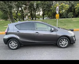 Toyota Aqua S 2015 for Sale