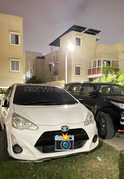 Toyota Aqua 2015 for Sale in Karachi Image-1