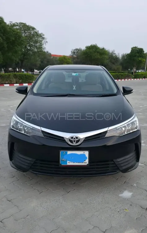Toyota Corolla 2018 for Sale in Islamabad Image-1