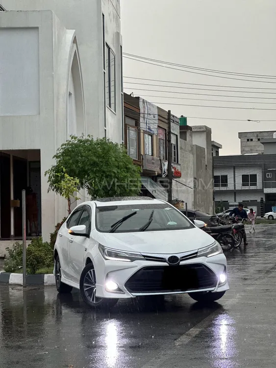 Toyota Corolla 2017 for Sale in Lahore Image-1