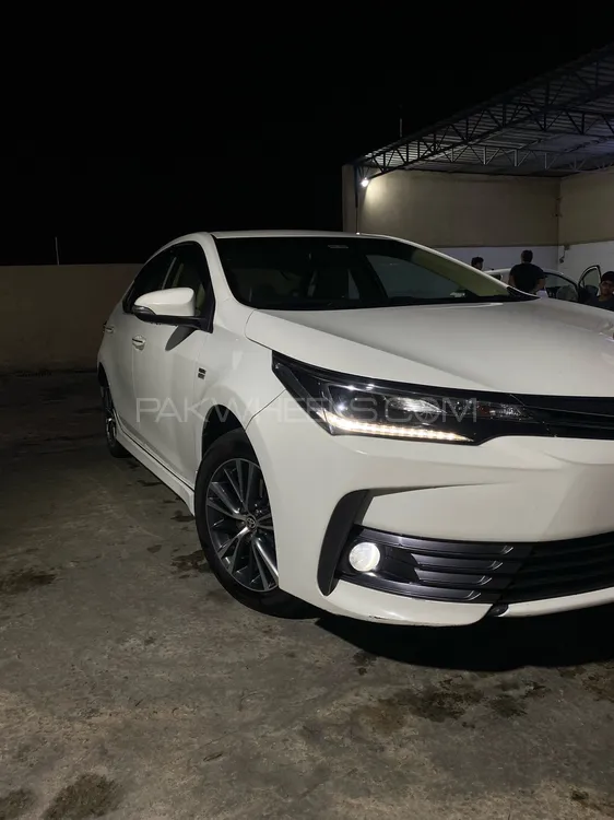 Toyota Corolla 2018 for Sale in Gujranwala Image-1